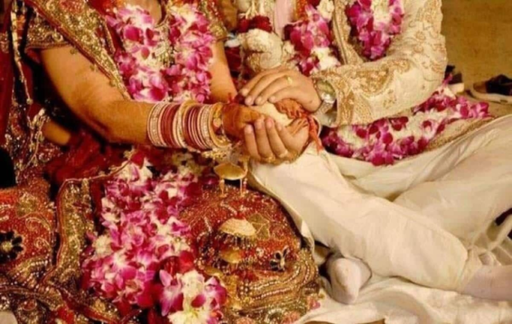 Controversy over wedding photos in Gujarat